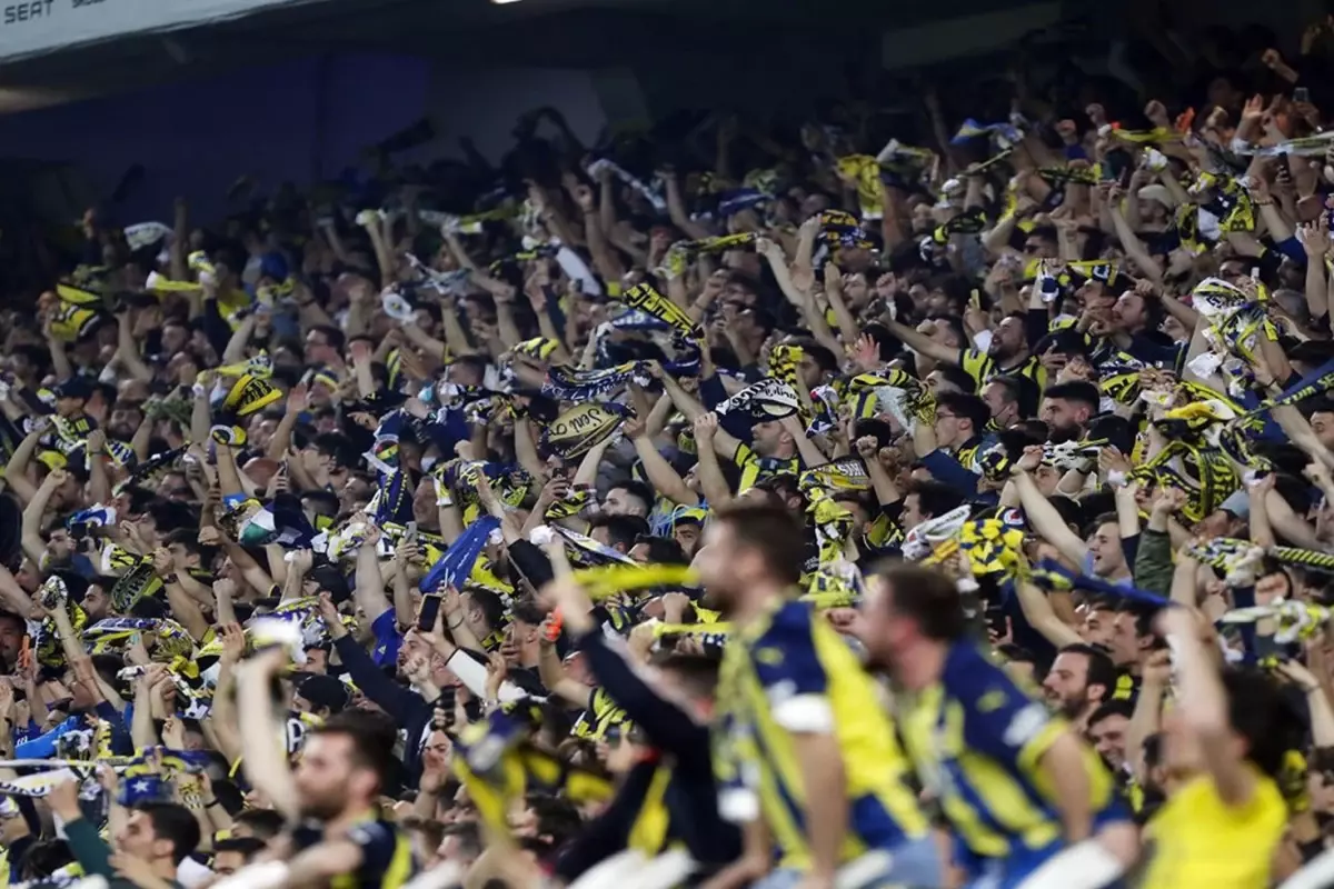 Fenerbahçe taraftarının takımın başında görmek istediği isim belli oldu