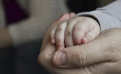 Yeni Doğum Düzenlemesi Geliyor: Anneye 24 Hafta, Babaya 15 Gün İzin