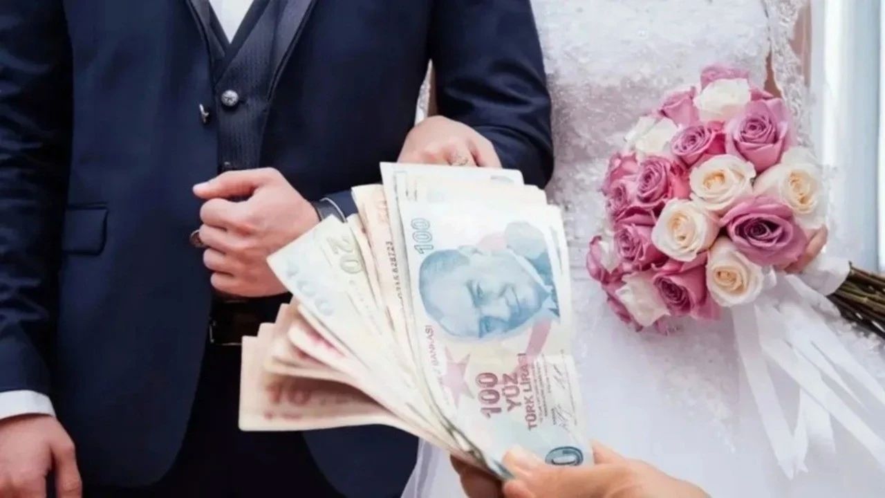 Evlilik kredisi güncellendi! Genç çiftlere 250 bin TL’ye kadar destek verilecek